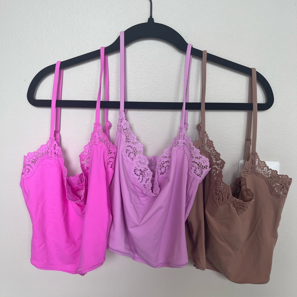 Set of 3 Skims Lace Camis